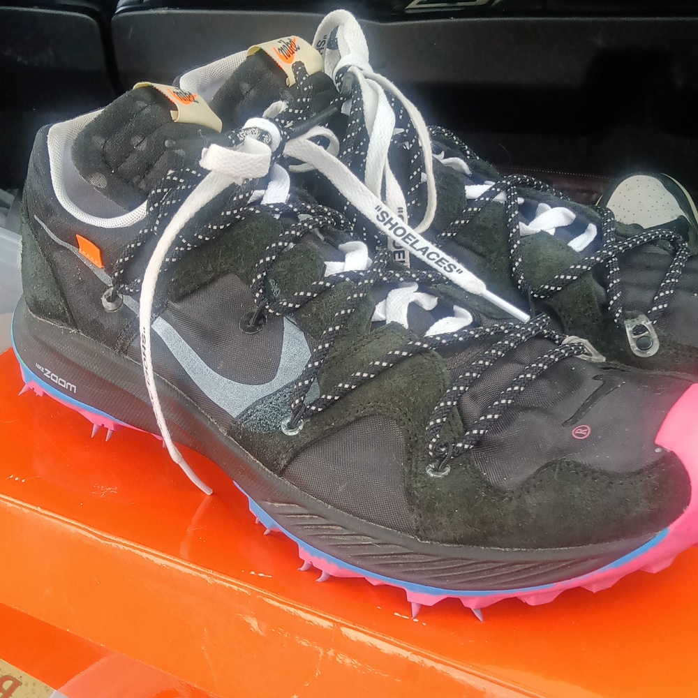 COPY - Nike off -white zoom terra